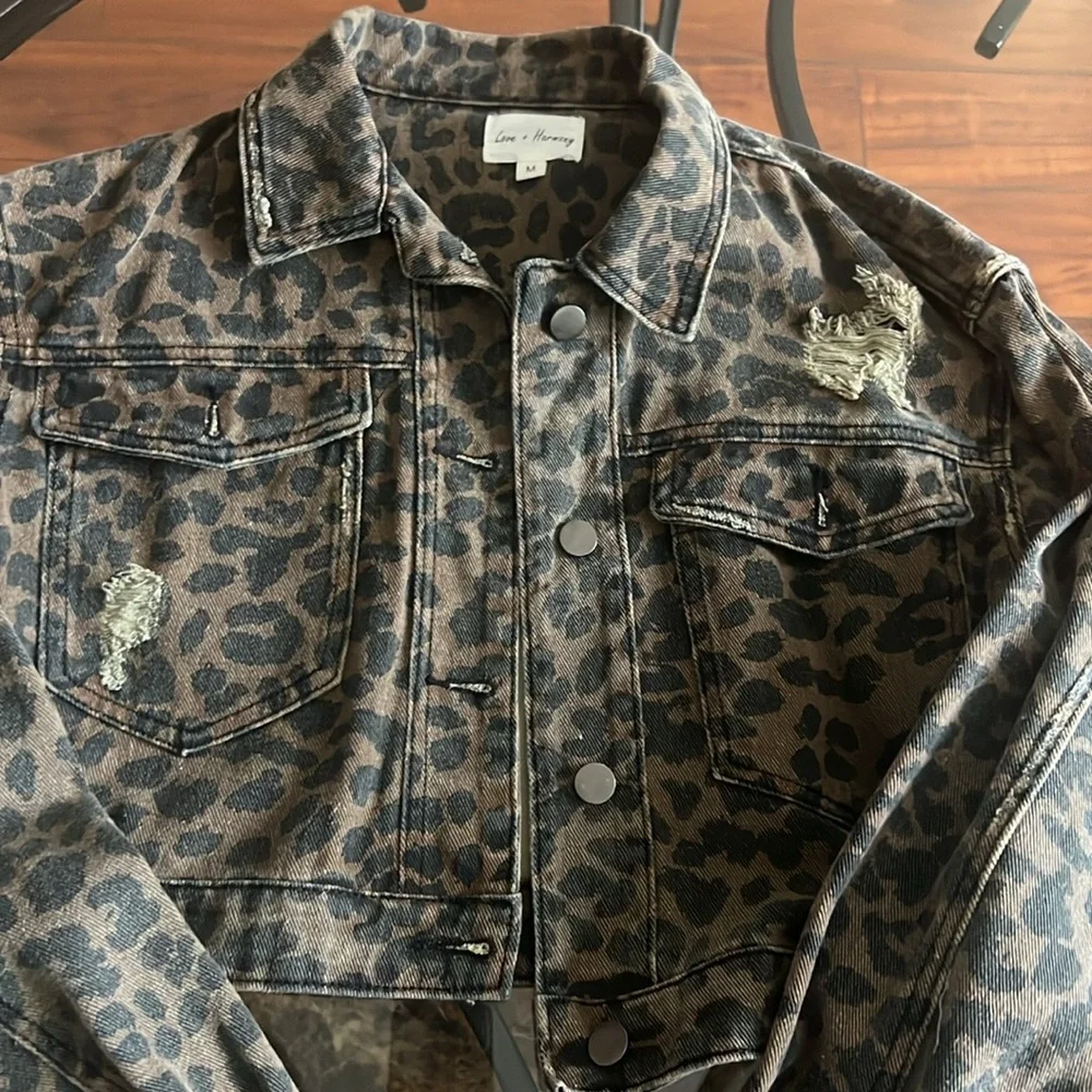 Leopard Jacket - Picture 3 of 4